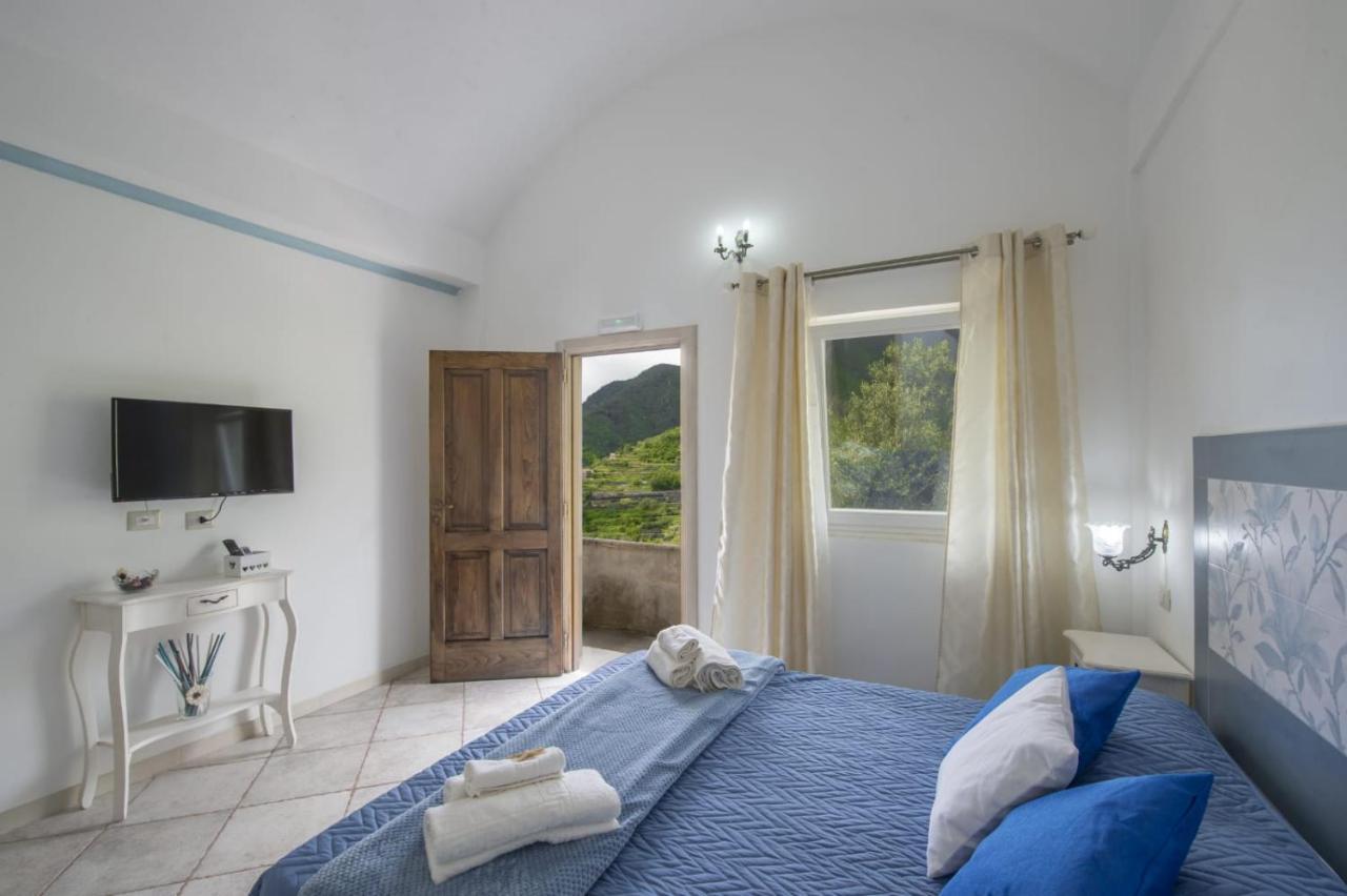 Il Mandorlo Bed and Breakfast Tramonti Exteriör bild